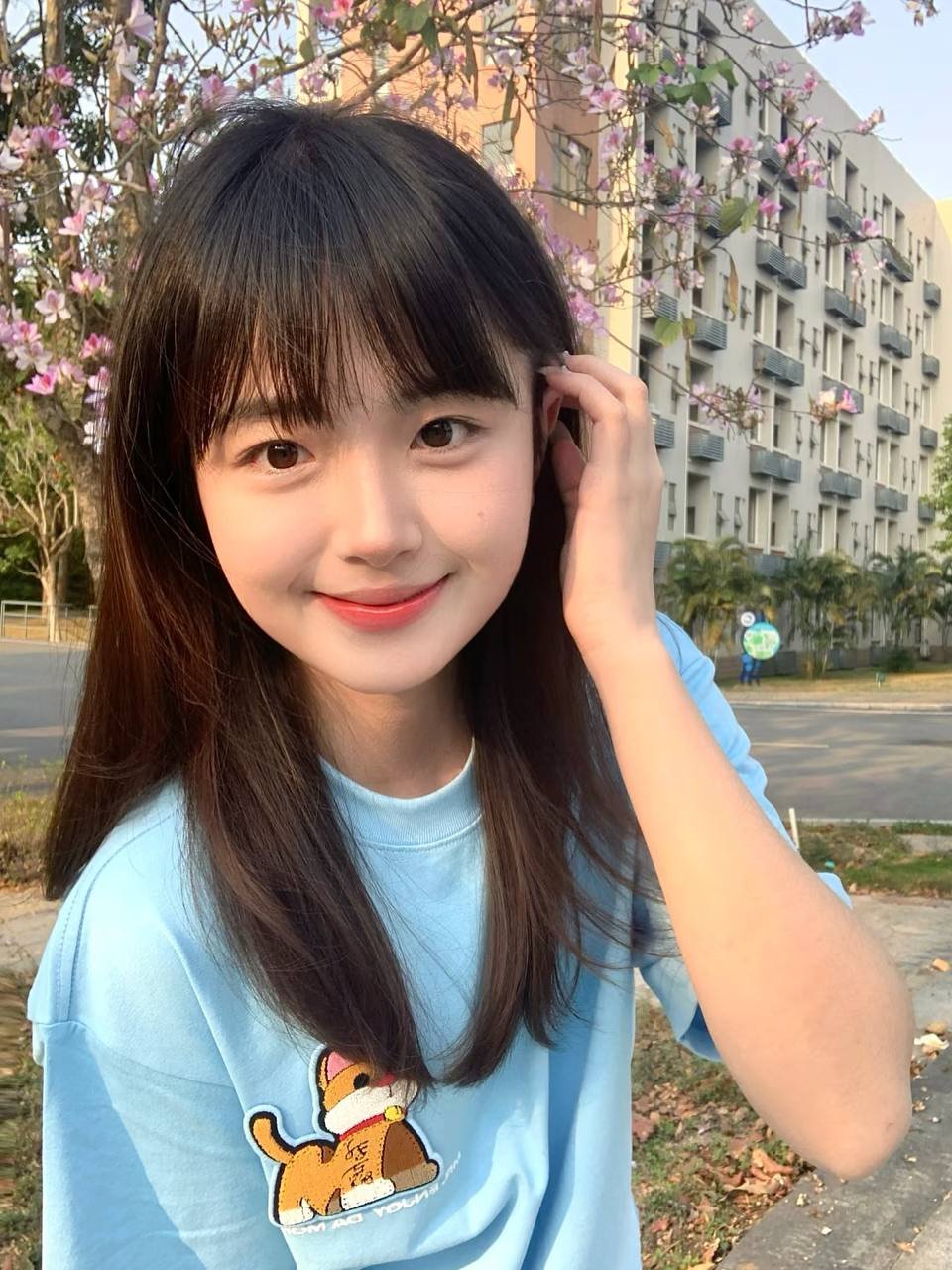 在包养关系中如何找到自我价值与心理平衡的智慧旅程