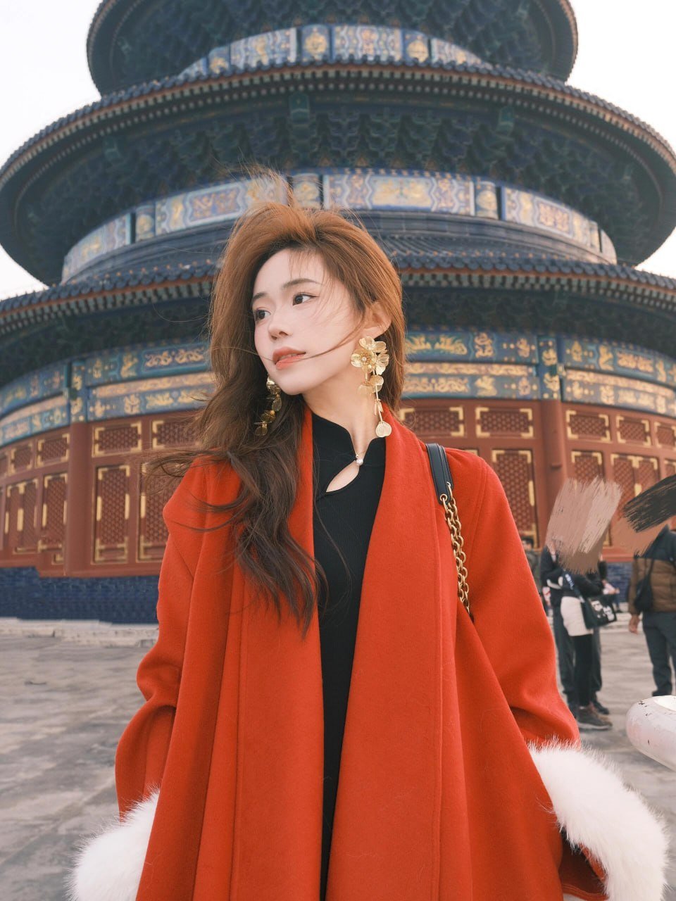 探索包养关系中的心理结构与情感动因