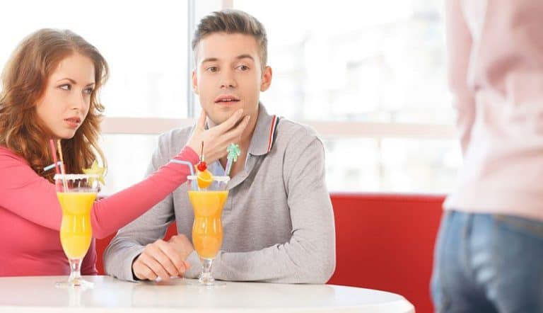 约会时男性常犯的10个让女性反感的行为