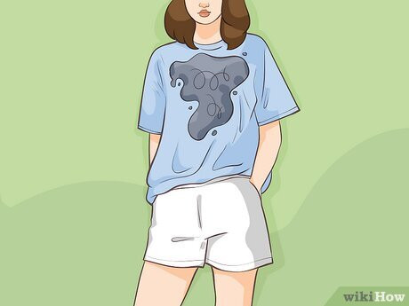 Step 10 Graphic Tee + Mid-Length Shorts